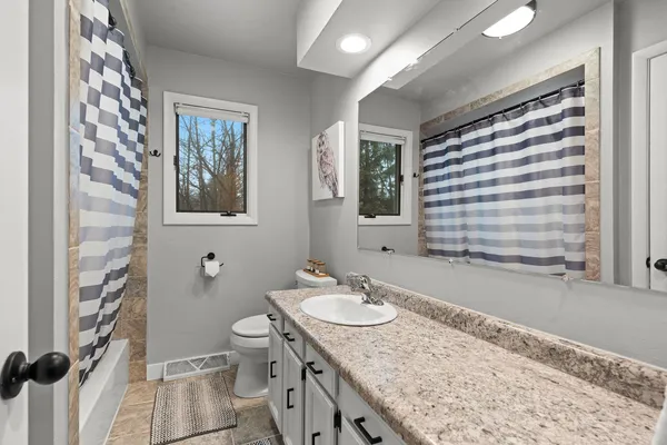 $524,900 | 4452 Wyandot Trail, Green Bay, WI 54313