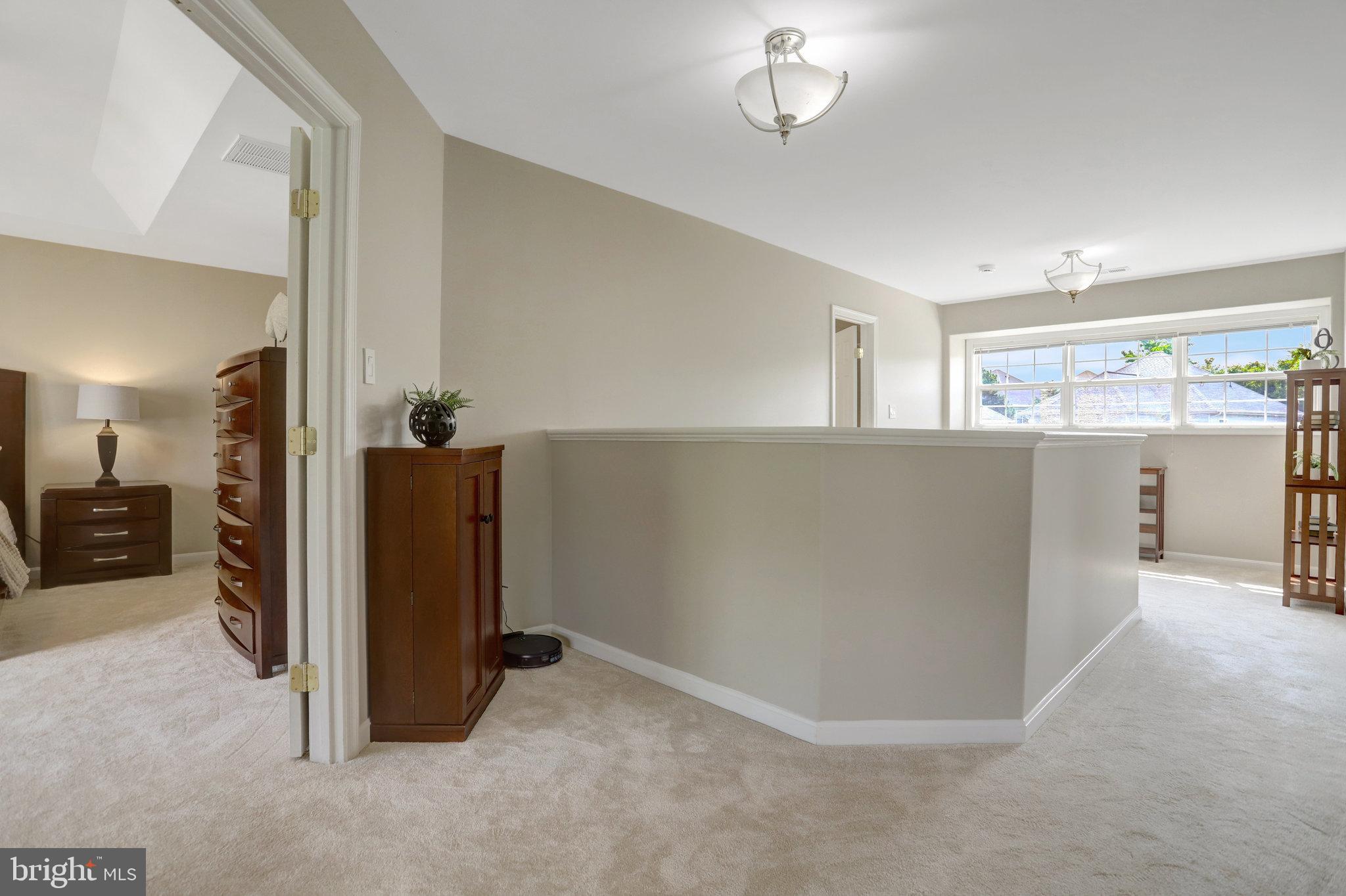 8552 Bauer Circle Springfield, VA 22152 - Photo 42 of 64 2nd floor hallway