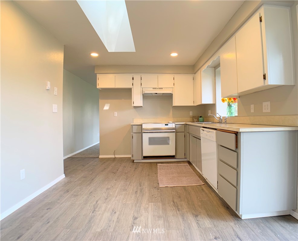 3435 Stanfield Road Southeast Lacey, WA 98503 - Photo 11 of 32 Gallery Image 11