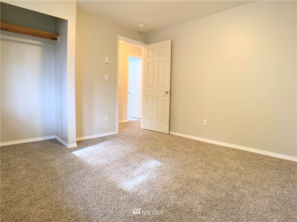 3435 Stanfield Road Southeast Lacey, WA 98503 - Photo 14 of 32 Gallery Image 14