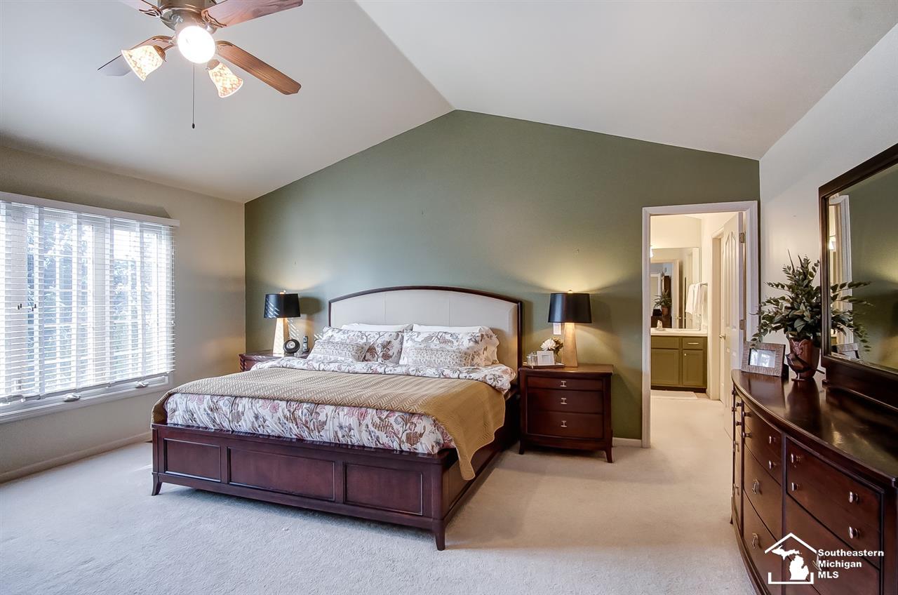 894 Kings Park Road Monroe, MI 48161 - Photo 30 of 54 50000074-29.JPG