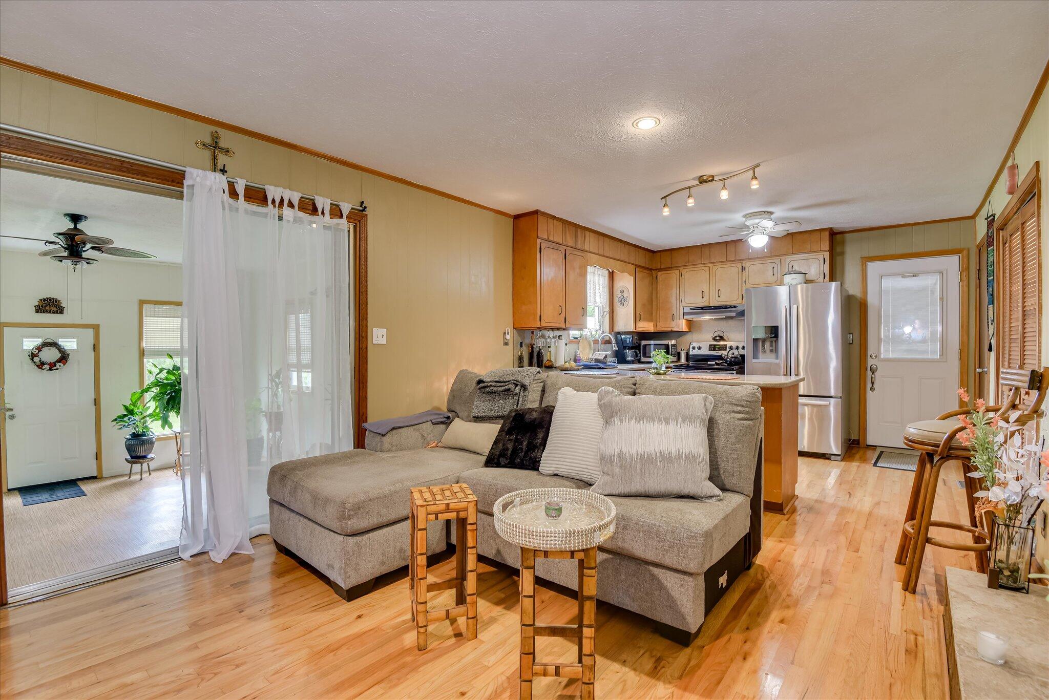26 Flower Square Trenton, SC 29847 - Photo 4 of 56 17-115