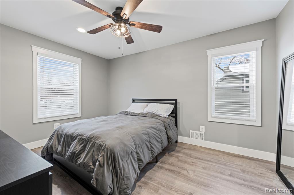 24342 Wick Road Taylor, MI 48180 - Photo 22 of 34 Gallery Image 22