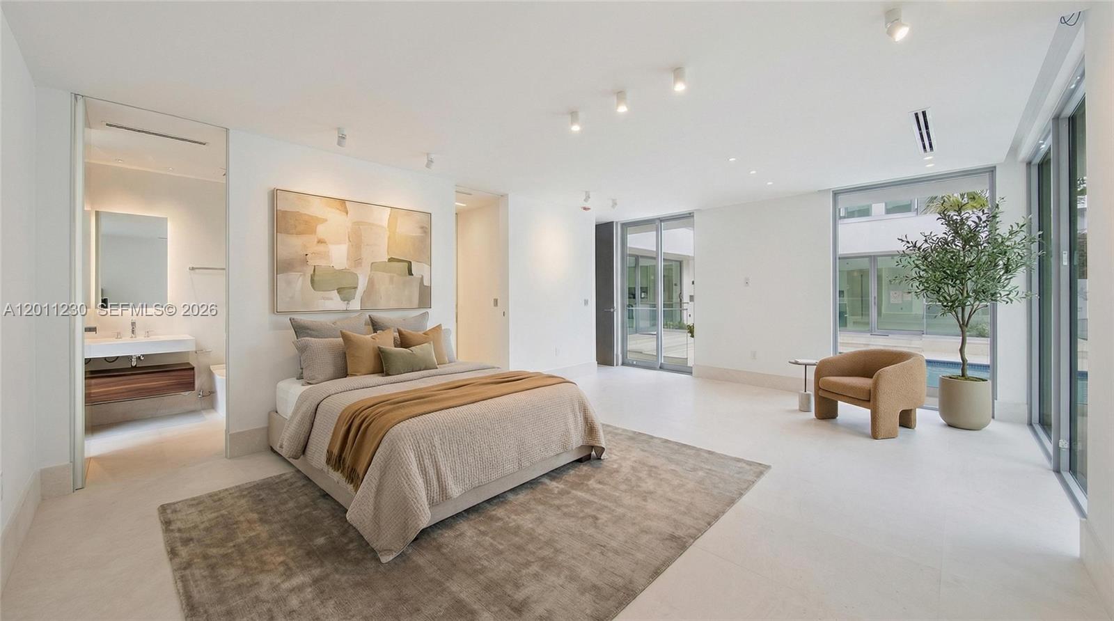 3280 Lake Ridge Lane Weston, FL 33332 - Photo 19 of 38