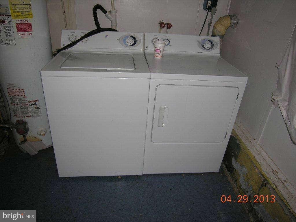 1507 Leslie Road Baltimore, MD 21222 - Photo 6 of 8 Laundry Room