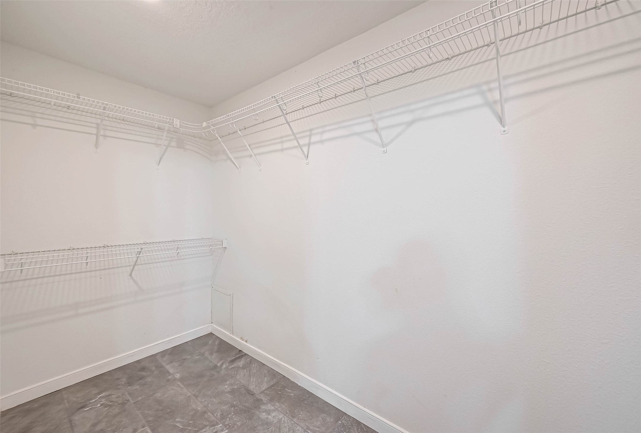 7520 Vincik Ehlert Road Rosenberg, TX 77471 - Photo 41 of 46 a view of a room with empty racks