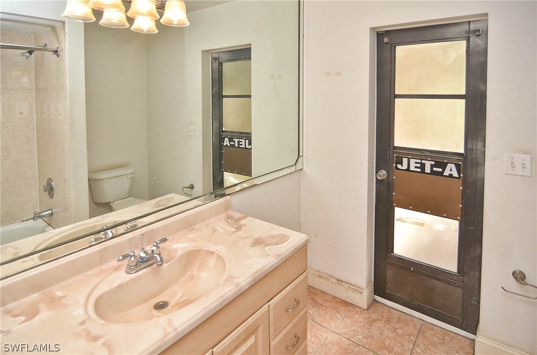 8168 Egret Road Fort Myers, FL 33967 - Photo 14 of 25 Gallery Image 14