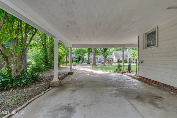 $175,000 | 1110 Jackson Avenue, Yazoo City, MS 39194