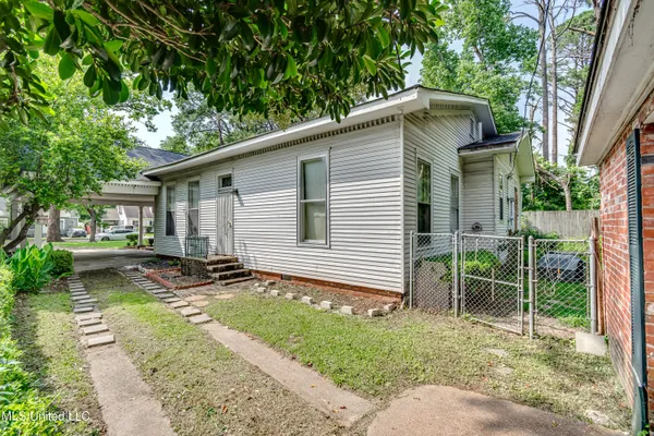 $175,000 | 1110 Jackson Avenue, Yazoo City, MS 39194