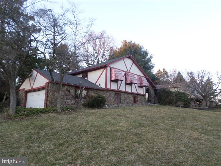 3808 Ridgeview Road Huntingdon Valley, PA 19006 - Photo 2 of 25 Gallery Image 2
