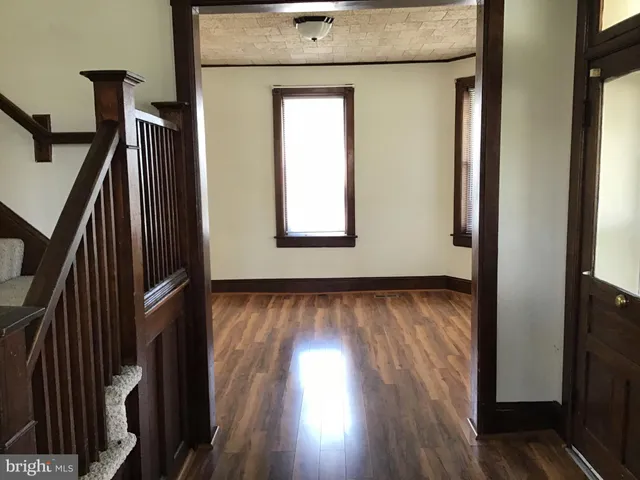 $1,295 | 1822 East Main Street, Waynesboro, PA 17268