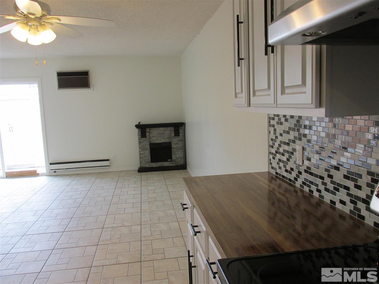 144 Smithridge Park Reno, NV 89502 - Photo 8 of 22 Photo 8