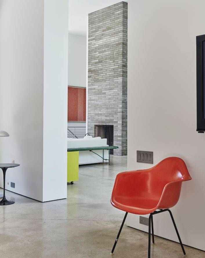 78 Windmill Lane Water Mill, NY 11976 - Photo 13 of 26 a living room with furniture and a rug