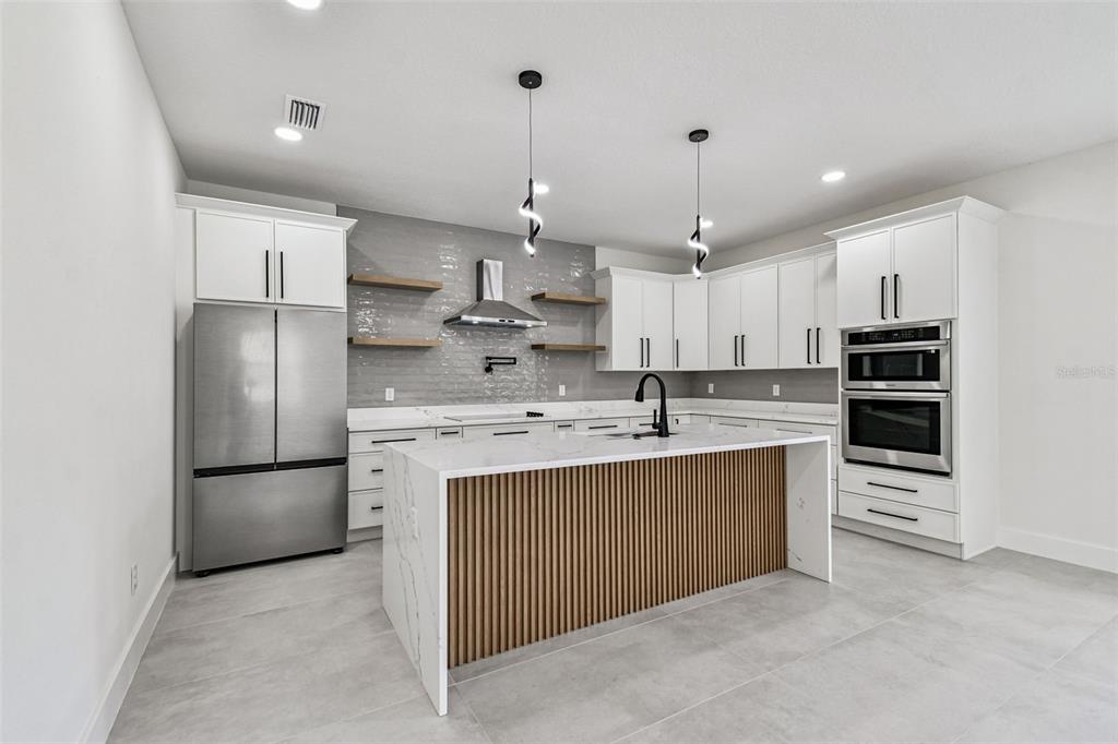 3017 West Spruce Street Tampa, FL 33607 - Photo 13 of 42