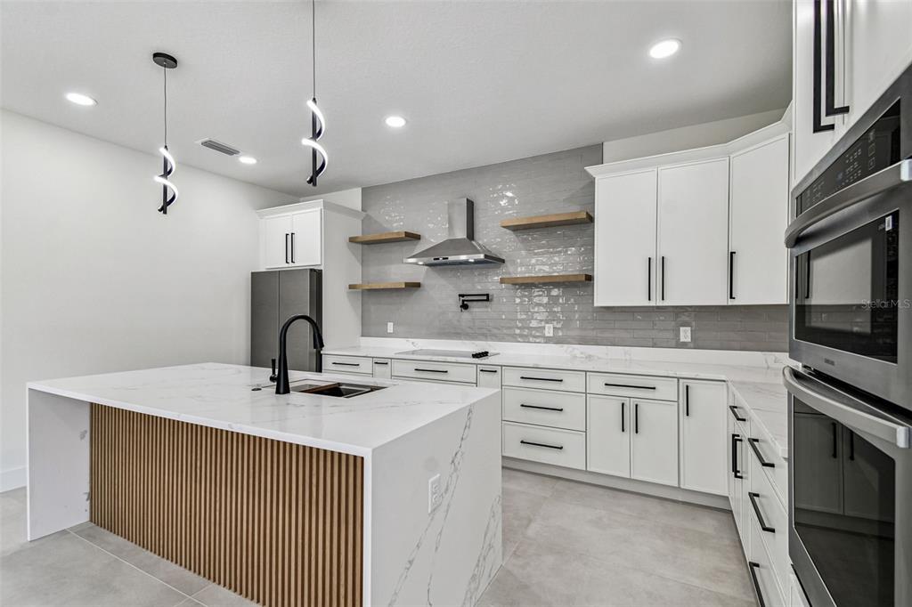 3017 West Spruce Street Tampa, FL 33607 - Photo 14 of 42