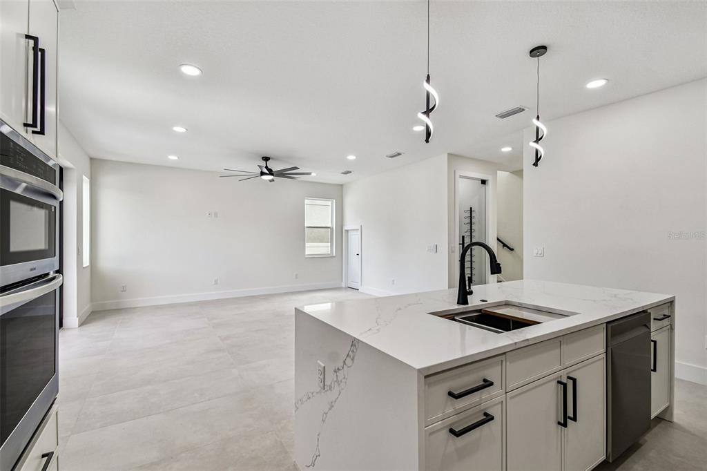 3017 West Spruce Street Tampa, FL 33607 - Photo 18 of 42