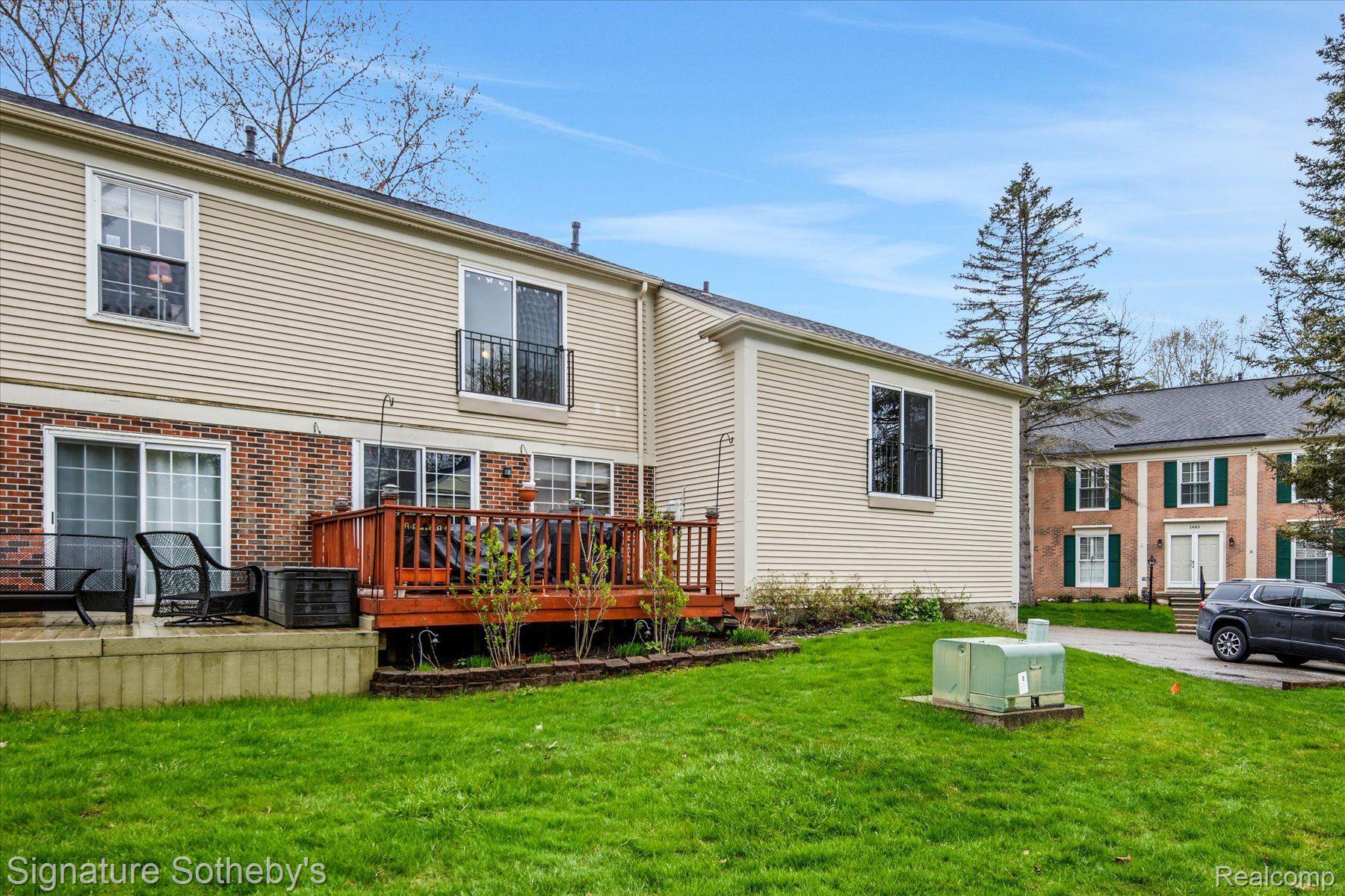 1495 Carriage Lane, Unit 19 Rochester, MI 48306 - Photo 22 of 35 Gallery Image 22
