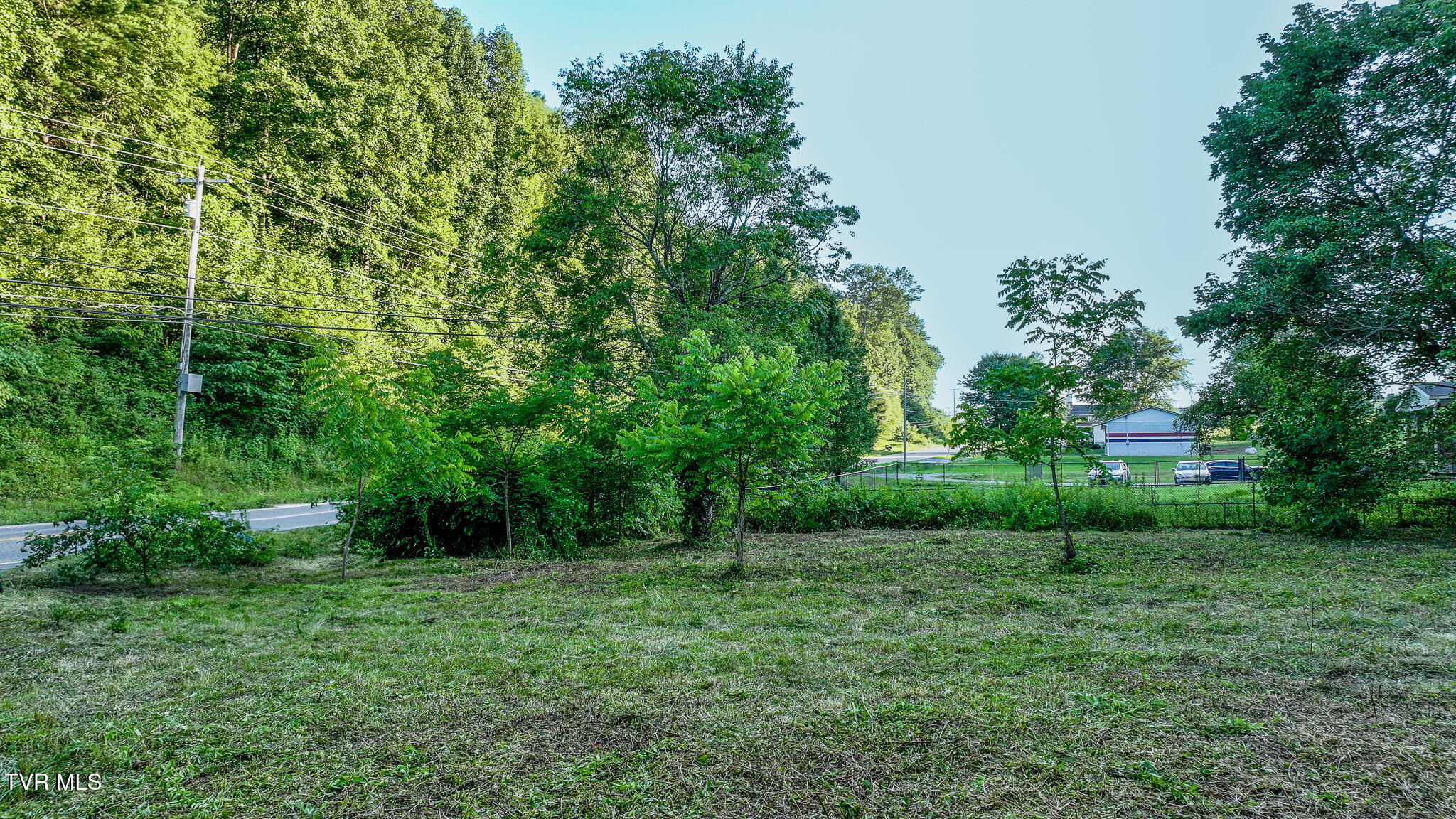 1555 Highway 321 Hampton, TN 37658 - Photo 7 of 8 dji_fly_20250707_191954_0687_17519304361