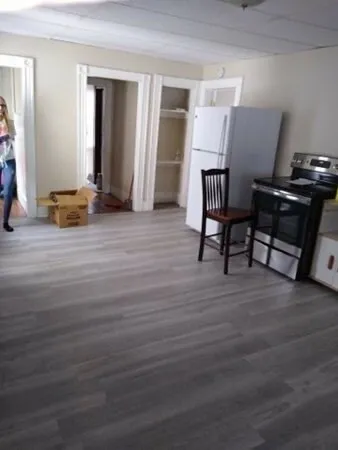 $2,400 | 1282.5 South Main Street, Unit 2R, Palmer, MA 01069