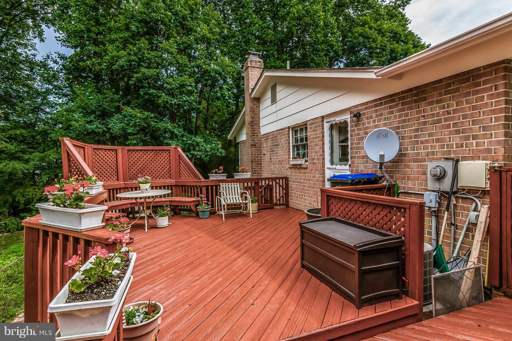8820 Side Saddle Road Springfield, VA 22152 - Photo 29 of 29 Exterior (General)