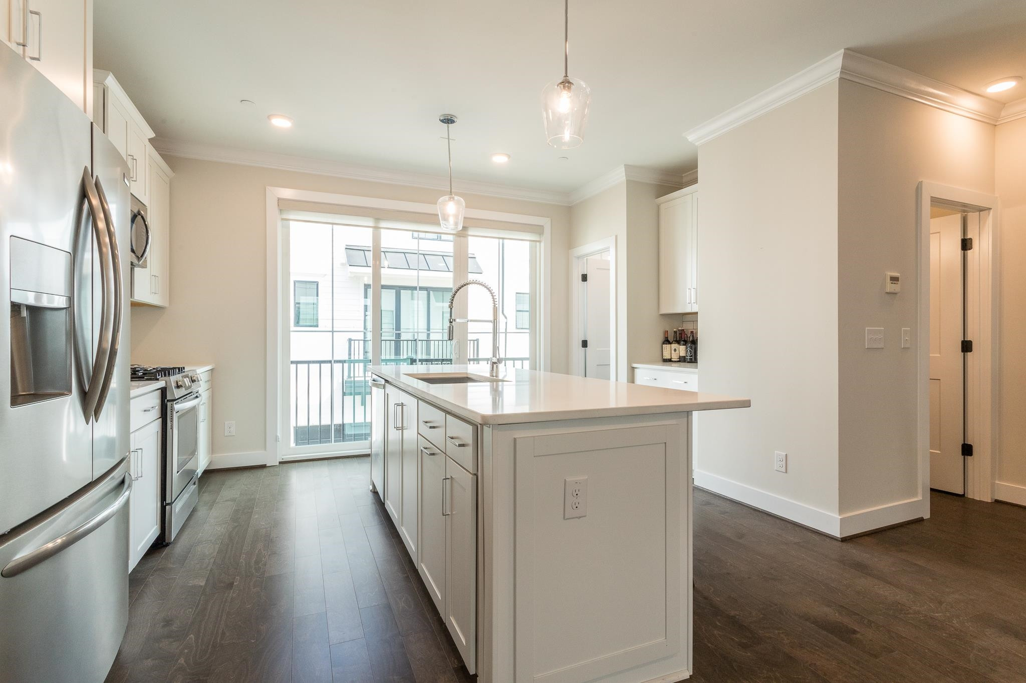 1611 Draper View Loop, Unit 104 Raleigh, NC 27608 - Photo 9 of 32 Photo 9