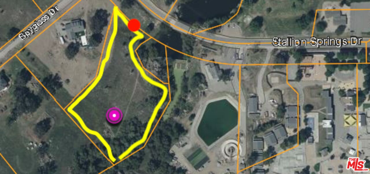 0 Stallion Springs Tehachapi, CA 93561 - Photo 11 of 13 a view of an entryway with a lot of stuff