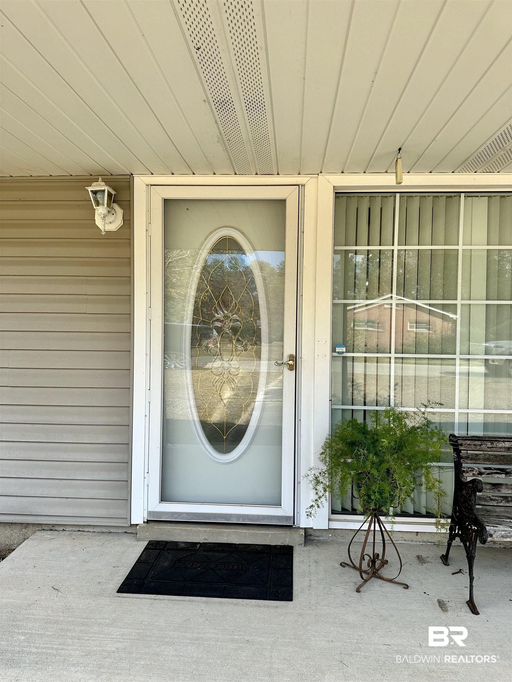 302 Luttrell Street Brewton, AL 36426 - Photo 2 of 18