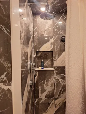 $2,100 | 48 Gee Avenue, Unit B, Gloucester, MA 01930