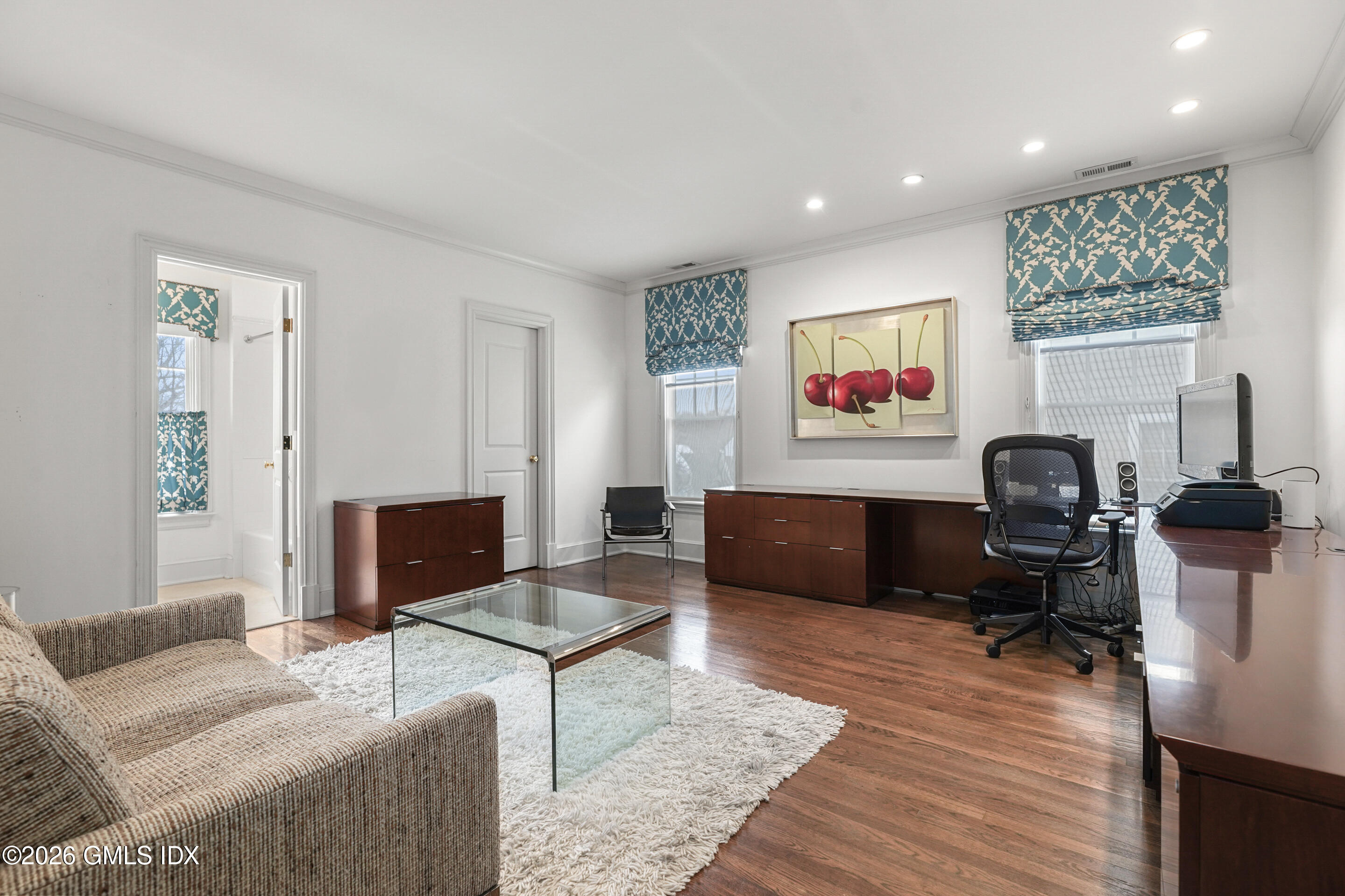 53 Waterview Way Stamford, CT 06902 - Photo 26 of 27 Object Removal-default-DSC03502_1_1