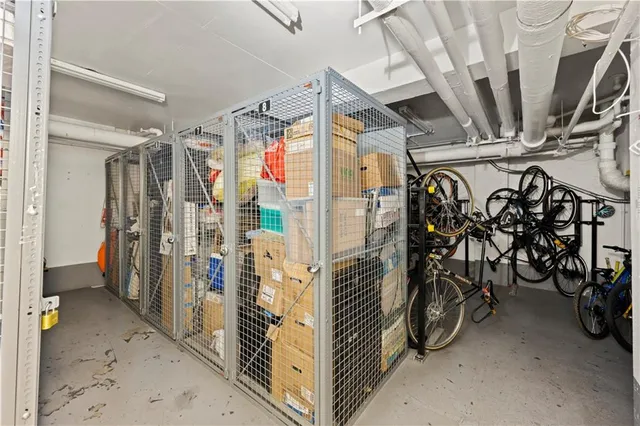 $799,000 | 130 8th Avenue, Unit 7G | Park Slope