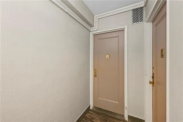 $799,000 | 130 8th Avenue, Unit 7G | Park Slope