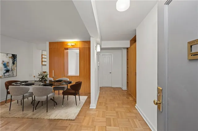 $799,000 | 130 8th Avenue, Unit 7G | Park Slope