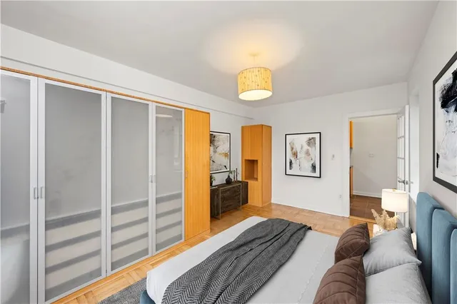 $799,000 | 130 8th Avenue, Unit 7G | Park Slope