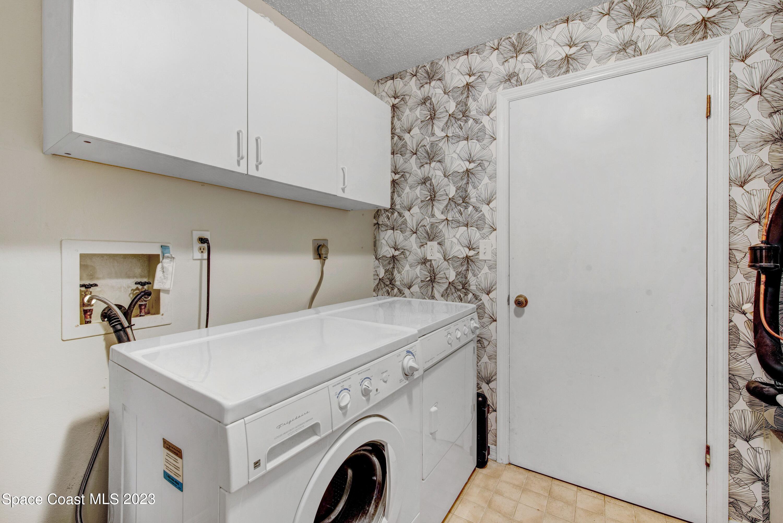 3665 Linnea Road Merritt Island, FL 32952 - Photo 29 of 40 3665 Linnea Rd Mi Laundry Room V2