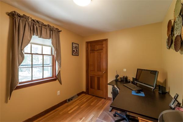 464 County Road Hanson, MA 02341 - Photo 10 of 15 Gallery Image 10