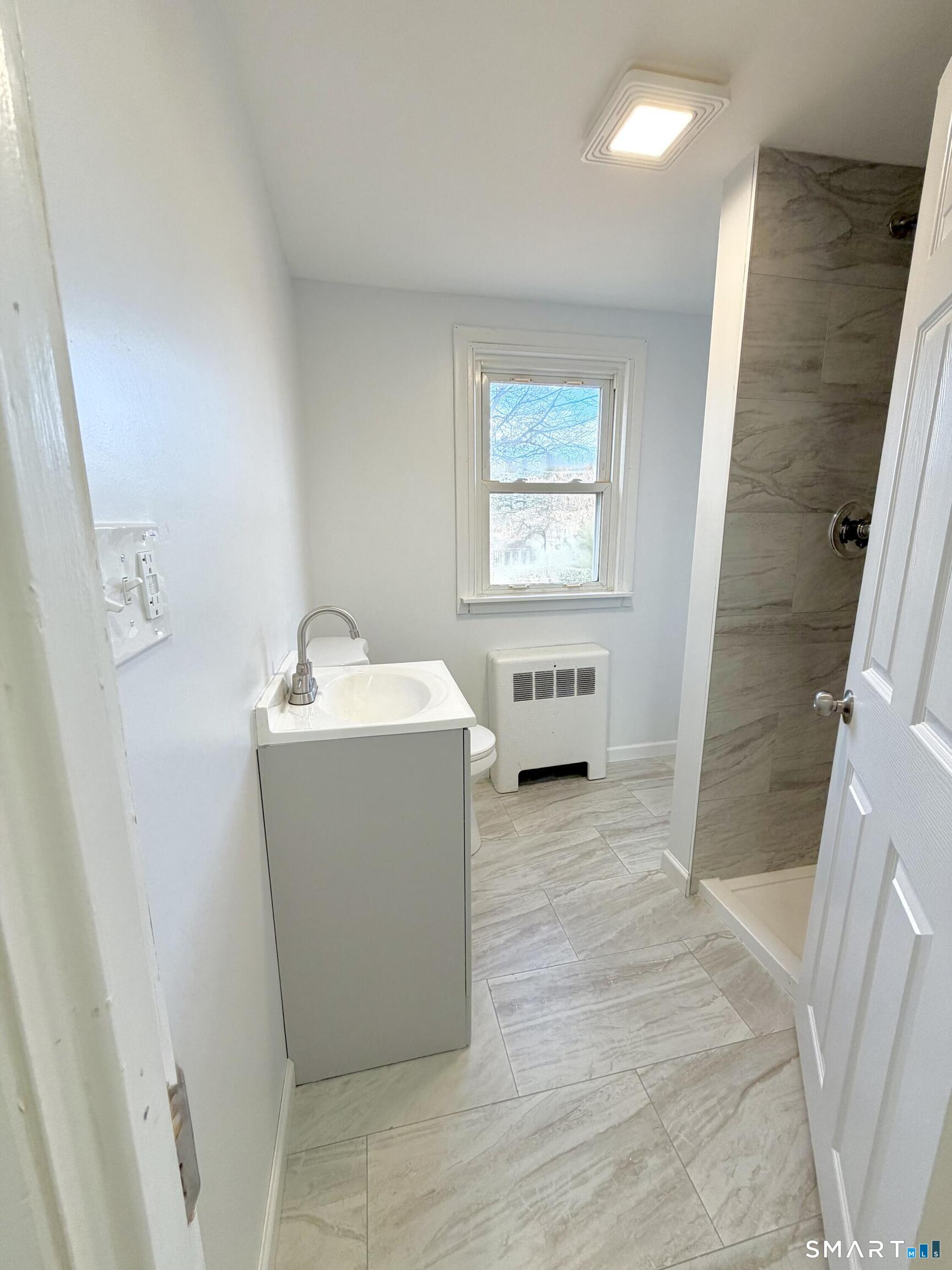 45 Morse Road Manchester, CT 06040 - Photo 5 of 16