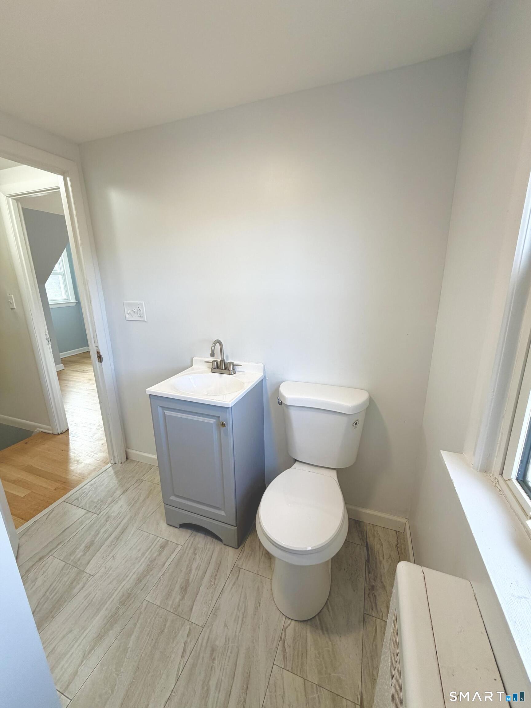 45 Morse Road Manchester, CT 06040 - Photo 6 of 16