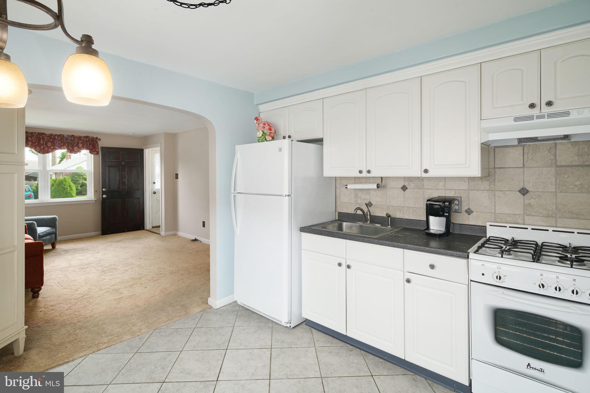 820 Griffith Street Philadelphia, PA 19111 - Photo 9 of 30 Gallery Image 9