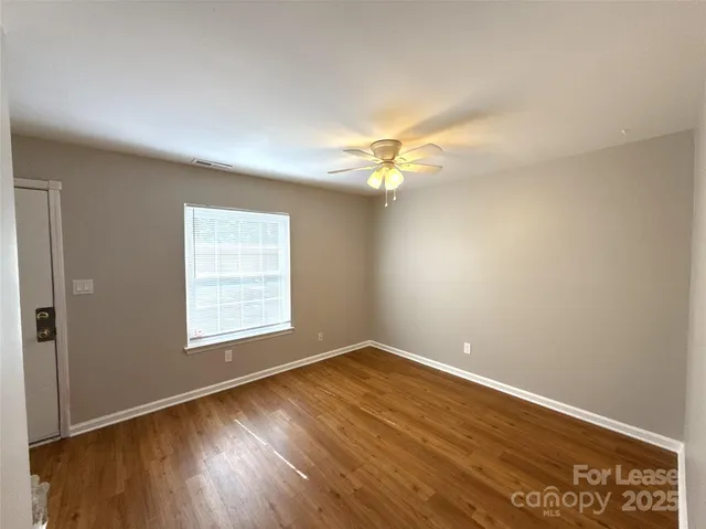 $1,195 | 409 Hawley Avenue, Unit 13, Belmont, NC 28012