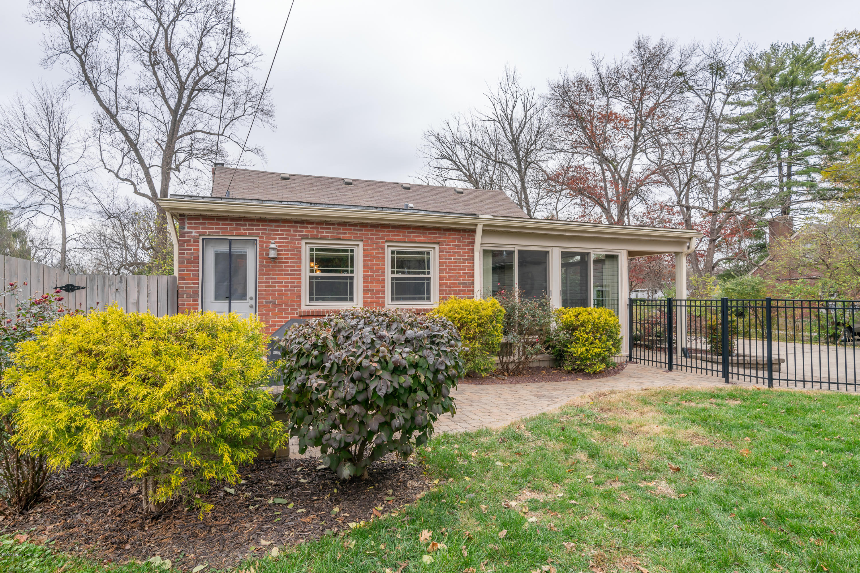 8808 Perry Road Louisville, KY 40222 - Photo 19 of 57 8808 Perry Rd L-54