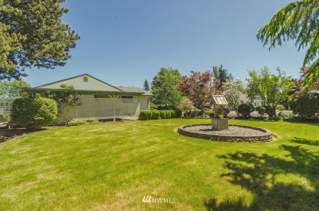 157 Galaxie Road Chehalis, WA 98532 - Photo 19 of 21 a front view of a house with a yard