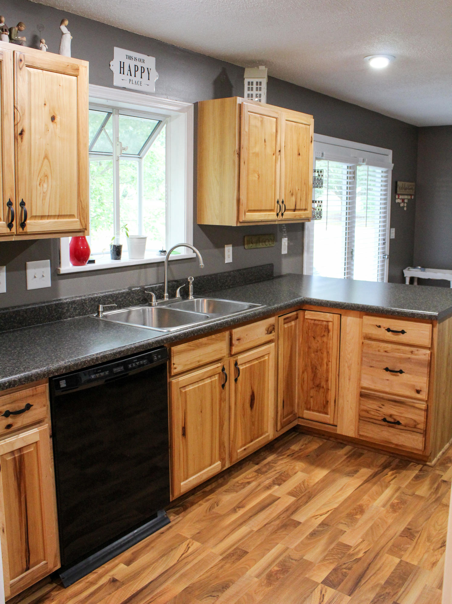 4271 Pea Ridge Road Maryville, TN 37804 - Photo 8 of 33 Kitchen2