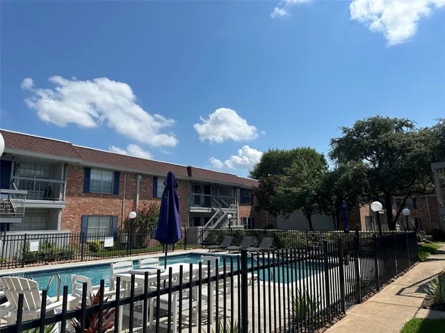 a front view of house yard