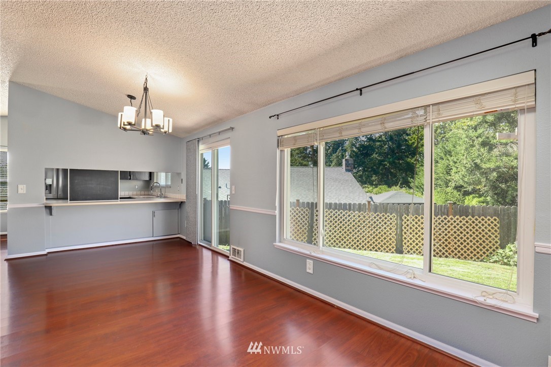 19221 146th Avenue Southeast Renton, WA 98058 - Photo 13 of 31 Gallery Image 13