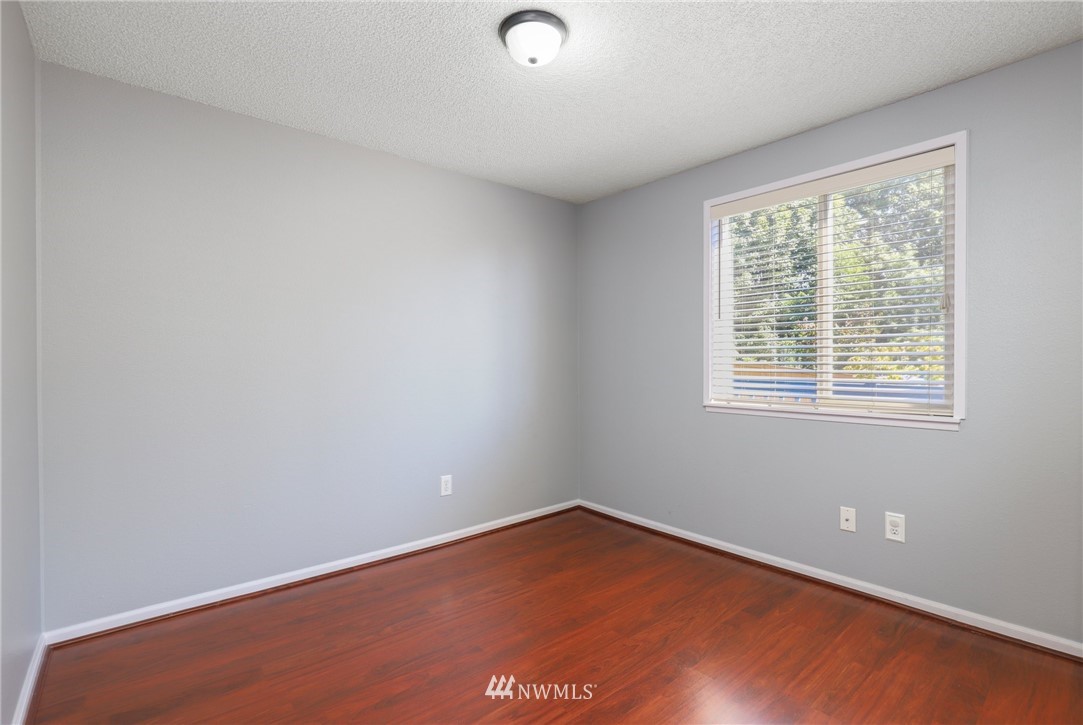 19221 146th Avenue Southeast Renton, WA 98058 - Photo 18 of 31 Gallery Image 18