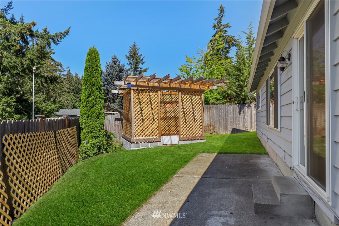 19221 146th Avenue Southeast Renton, WA 98058 - Photo 23 of 31 Gallery Image 23