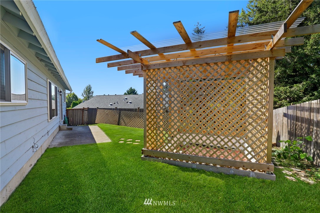 19221 146th Avenue Southeast Renton, WA 98058 - Photo 26 of 31 Gallery Image 26