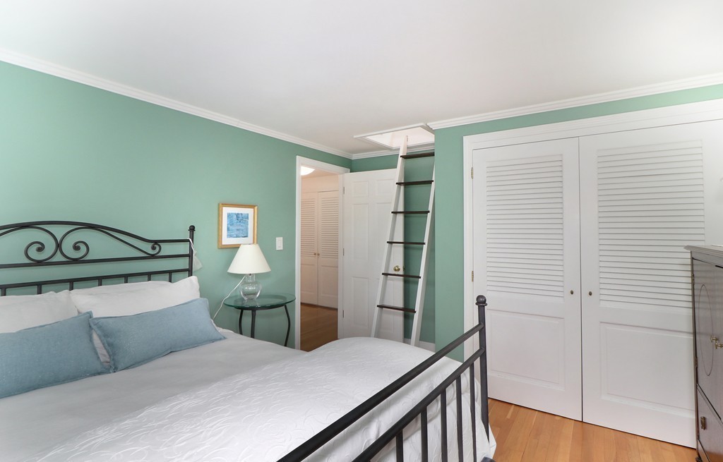 21 Woodland Road Westwood, MA 02090 - Photo 19 of 26 Gallery Image 19