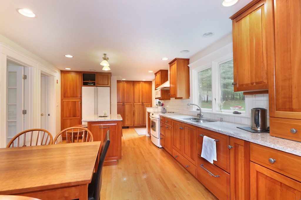 21 Woodland Road Westwood, MA 02090 - Photo 7 of 26 Gallery Image 7