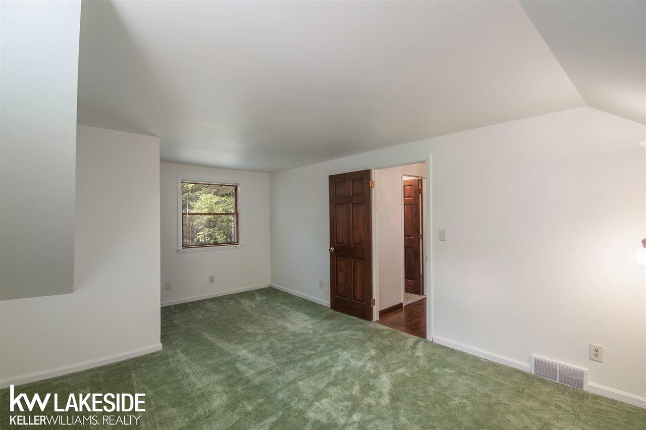 7646 Frith Road Columbus, MI 48063 - Photo 23 of 37 50018839-22.JPG